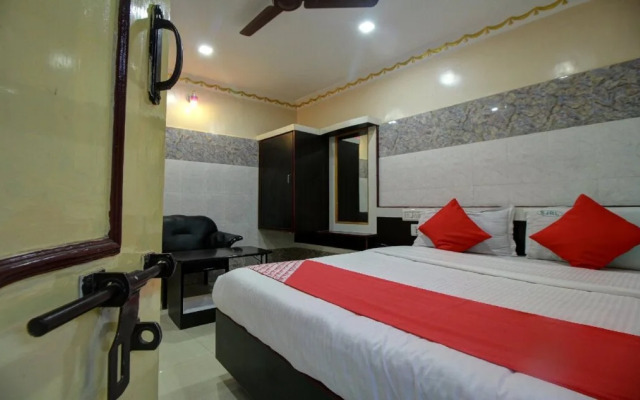 Sri Jayaram Lodge by OYO Rooms