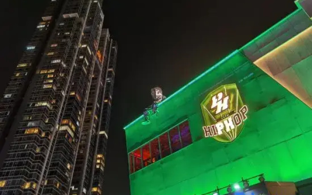 Qian's House Apartments