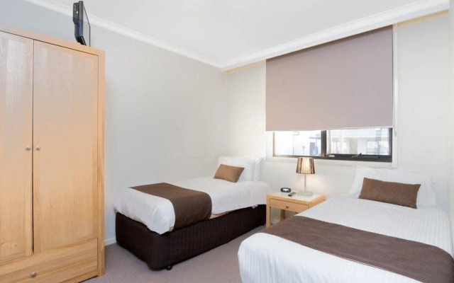 Best Western New Crossing Place Motel