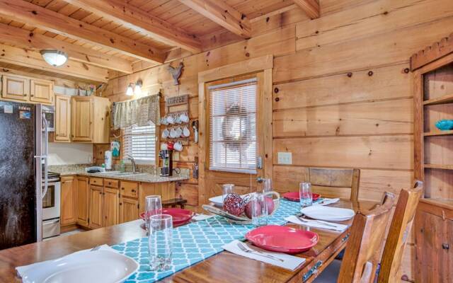 Black Bear Hideaway by Jackson Mountain Homes