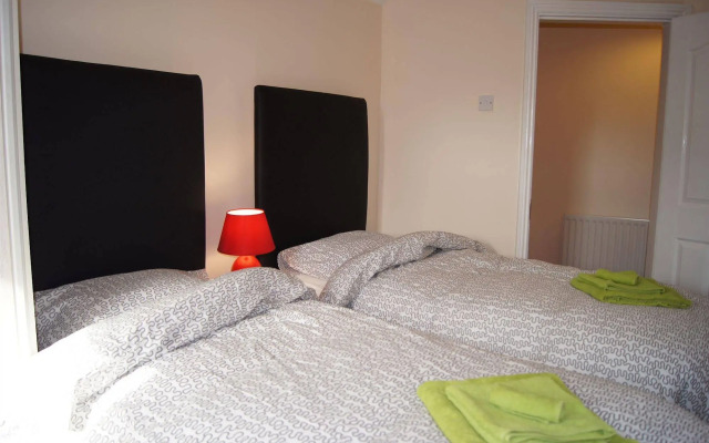 Crompton Hall Holiday Apartments