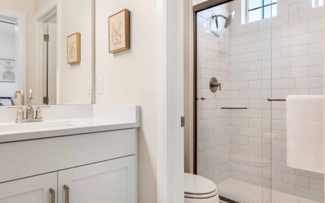 Life Is Suite 3 Bedroom Home