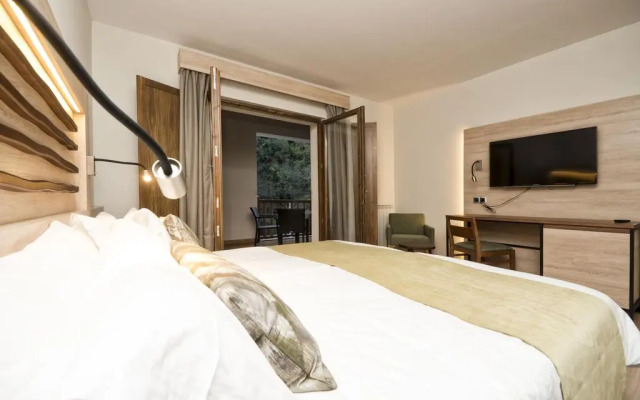 HOTEL RURAL LAS MONTAñAS DE PUMAR