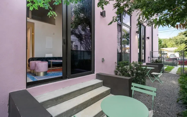Pastel Apartments