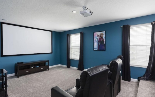 8BR ChampionsGate Pool Home wTheater