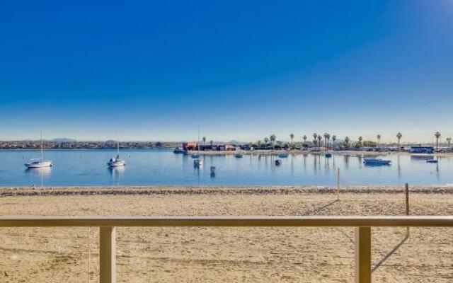 Waterfront Getaway 7 Townhouse