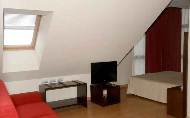 Hotel 44