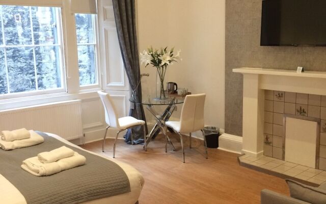 Hanover 71 Suites