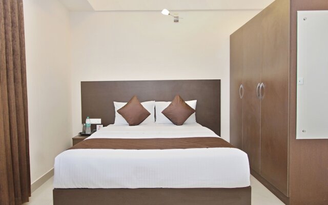 OYO 9931 Hotel Bali Square