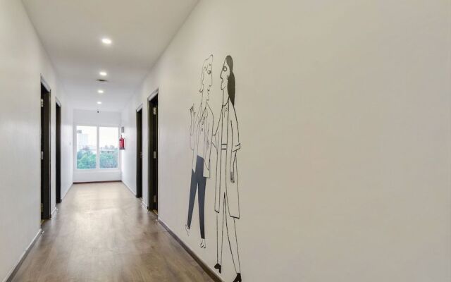 OYO Townhouse 93 Ramamurthy Nagar