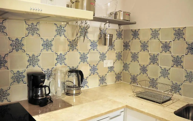 Sado Blue - City & River Flats by Be@home