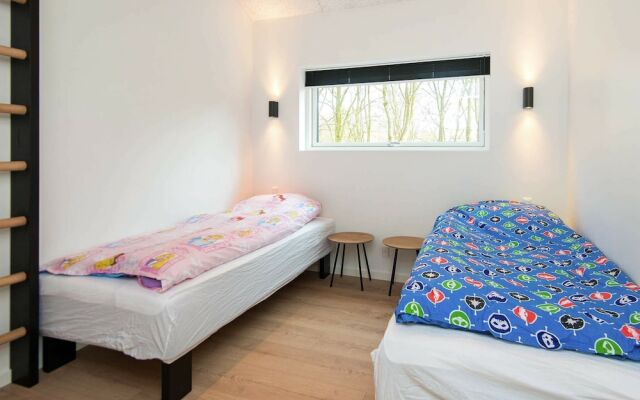 Charming Holiday Home With Private Whirlpool at Jutland