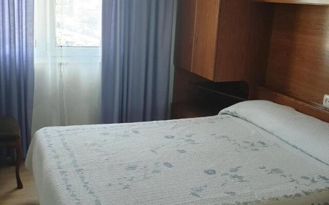 Hostal Puente Azud