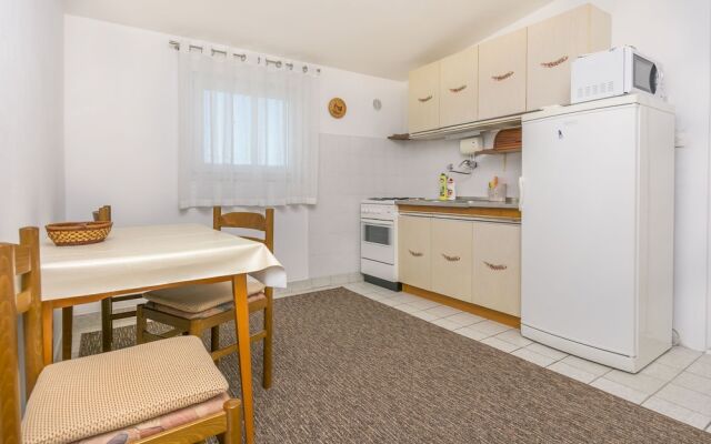 Apartment Ana