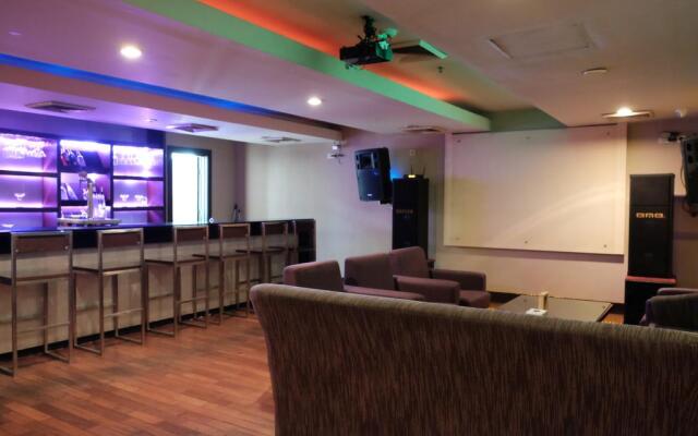 Emerald Garden International Hotel