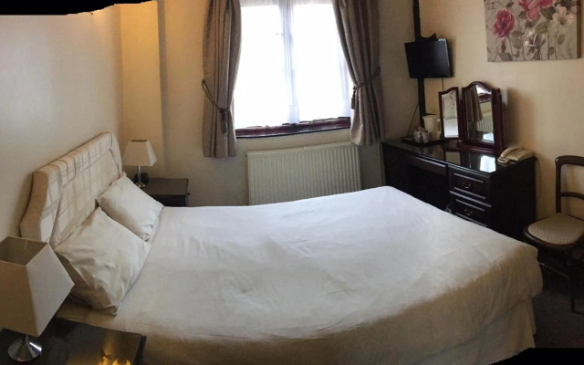 The Sorrel Horse Inn