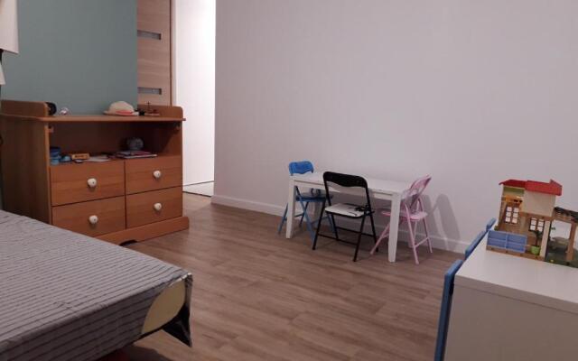 Appartement 6 Pers avec 2 Chambres cour et jardinet privatifs