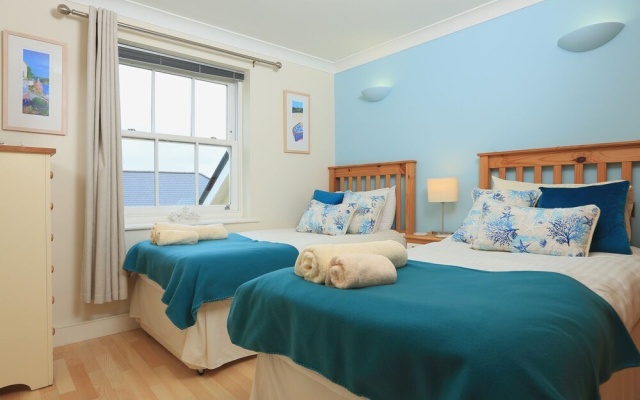 8 Thurlestone Beach
