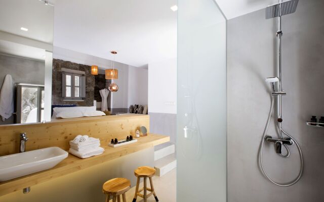 Dreambox Mykonos Suites