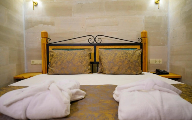Cave Hotel Saksagan