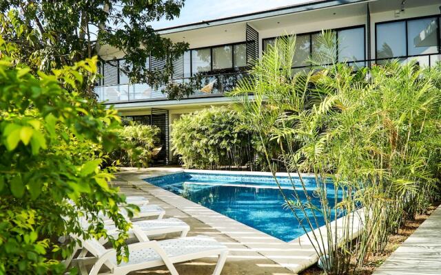 Deluxe Apartments Azure