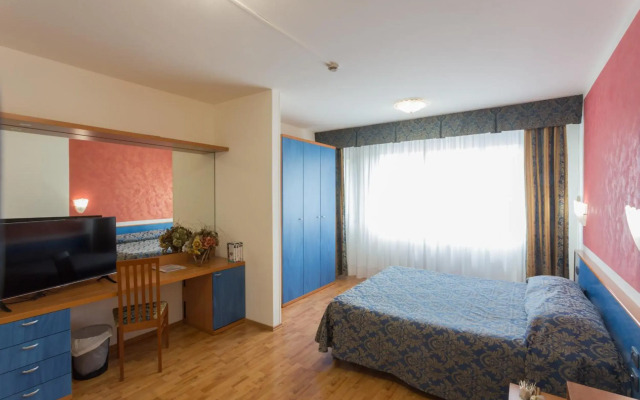 Hotel Airmotel