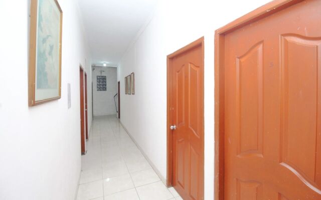 RedDoorz @Duren Tiga Barat