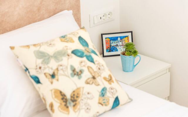 Beachfront Villa Brulupes