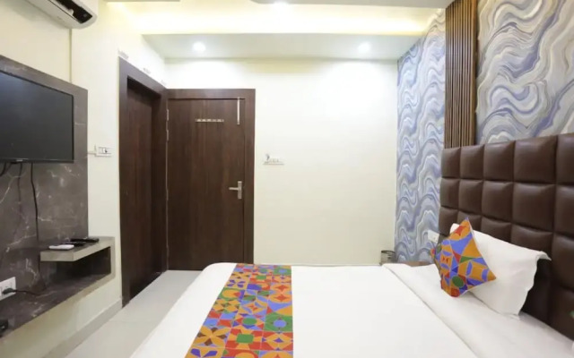 Goroomgo Naman Hotel and Banquet Kanpur