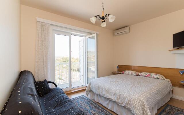 Apartments Mijajov Dvor