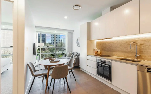 Chic 1Br Apt With Pool And Gym Perks