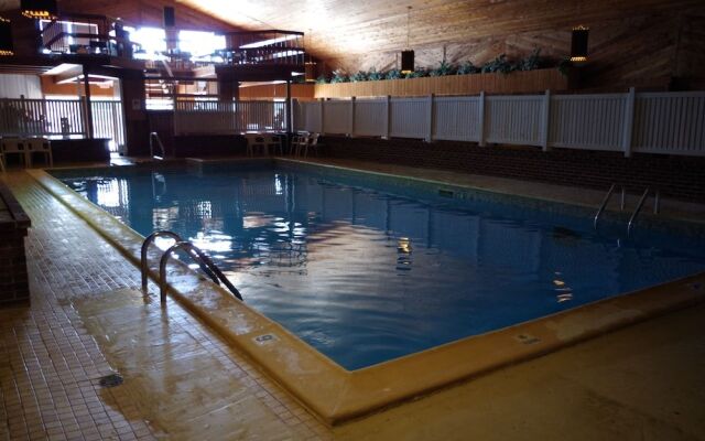 Shiretown Inn & Suites