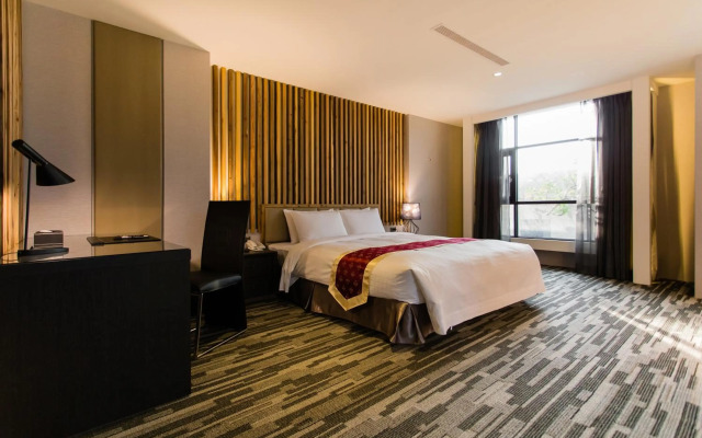 Ali Mountain Oriental Pearl International Hotel