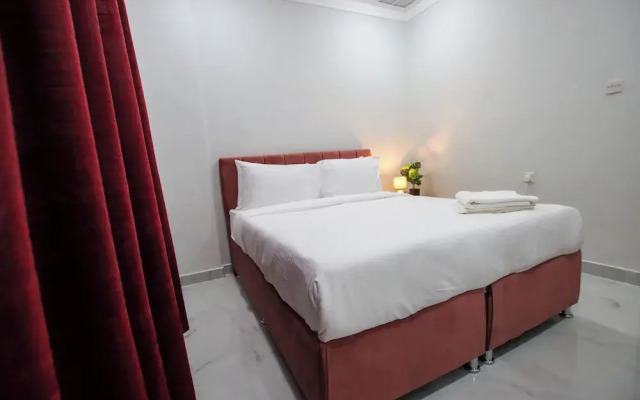 Star Night Furnished Apartments