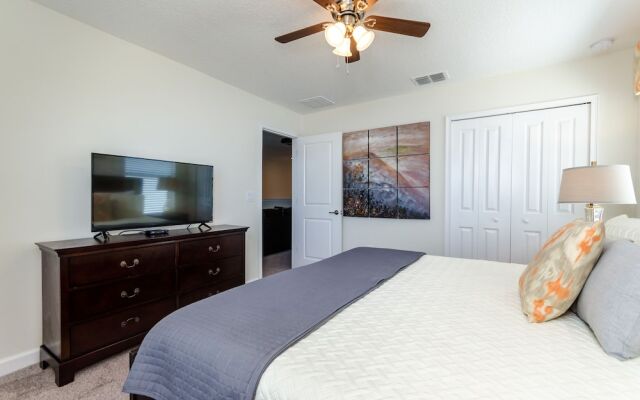 Gorgeous Home W/private Pool & Spa Sleeps 25!