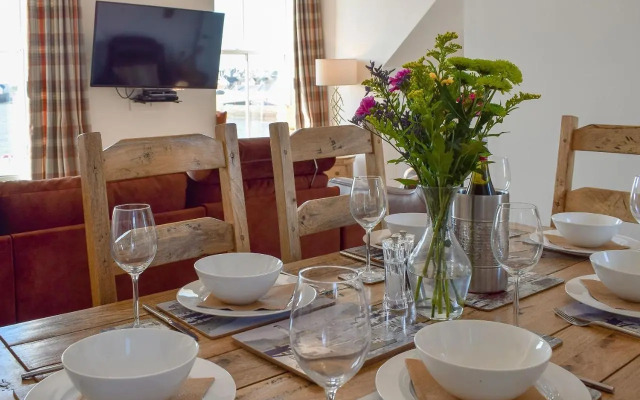 Harbourside Apartment