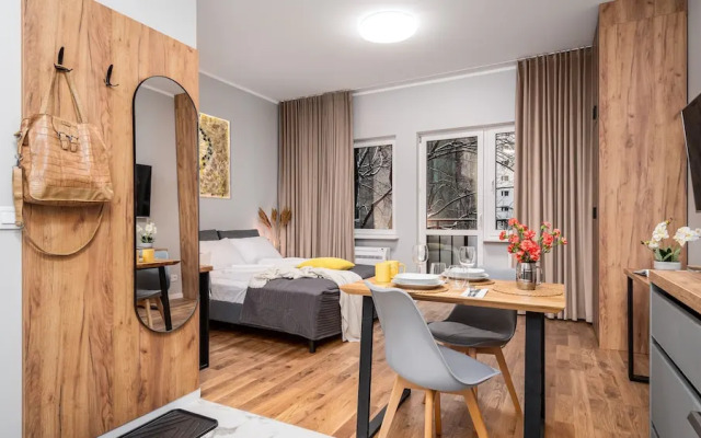 Złota Apartments City Centre by Sun & Snow