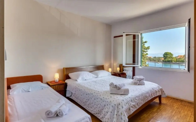 Nena - 10 m From sea - A1