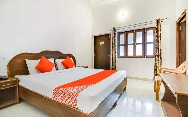 Chelsea Palace BY OYO Rooms