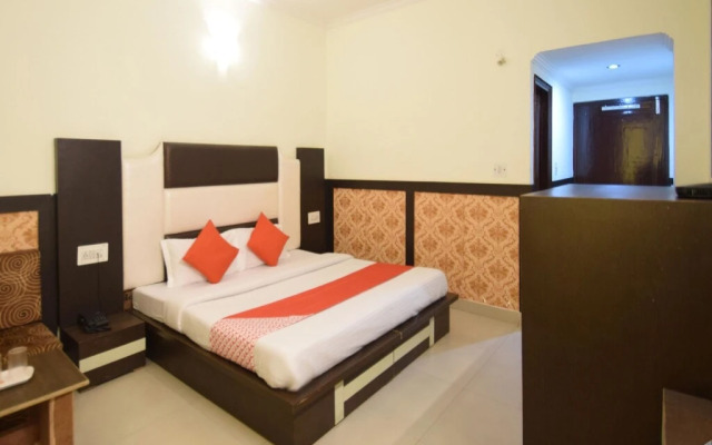 Hotel shree palace, katra ,