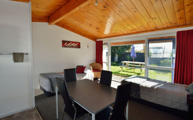 Waikanae Beach Motel