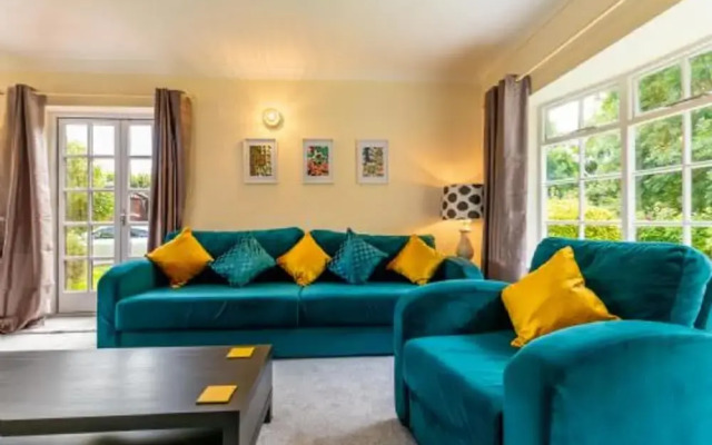 Host Stay Alderfen View