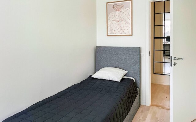 Room in Guest Room - 5 Min Walk Eurovision Hyllie
