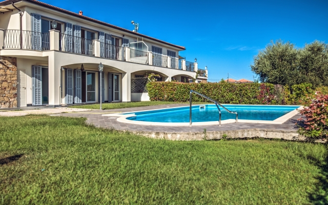 Villa Lucia Riviera dei Fiori Pool