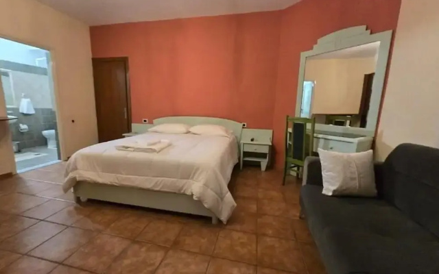 Olivet Hotel