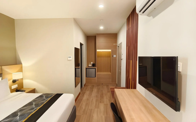 Zoom Hotel – Guest Rooms – George Town