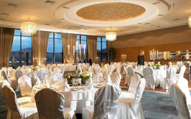 Sneem Hotel