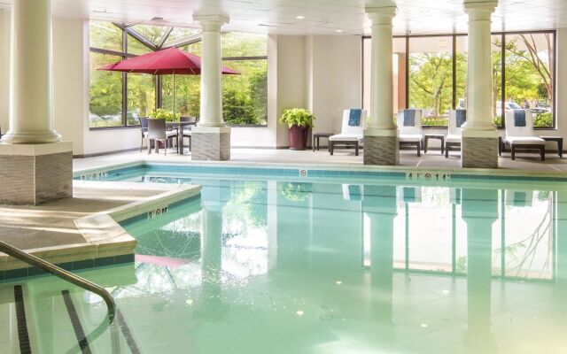 DoubleTree by Hilton Hotel Largo/Washington DC