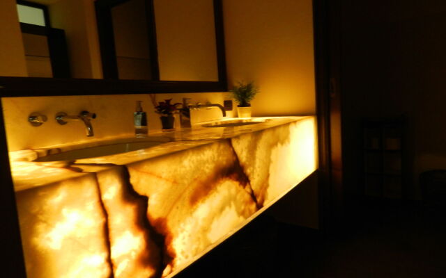 Etnea suite 668
