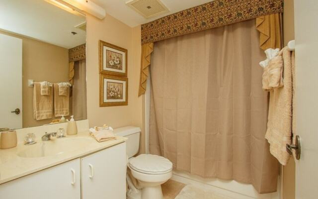 Som 701 - Somerset 3 Bedroom Condo by Redawning